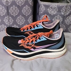 Sauncony Endorphin Pro Runnung Shoes W9.5